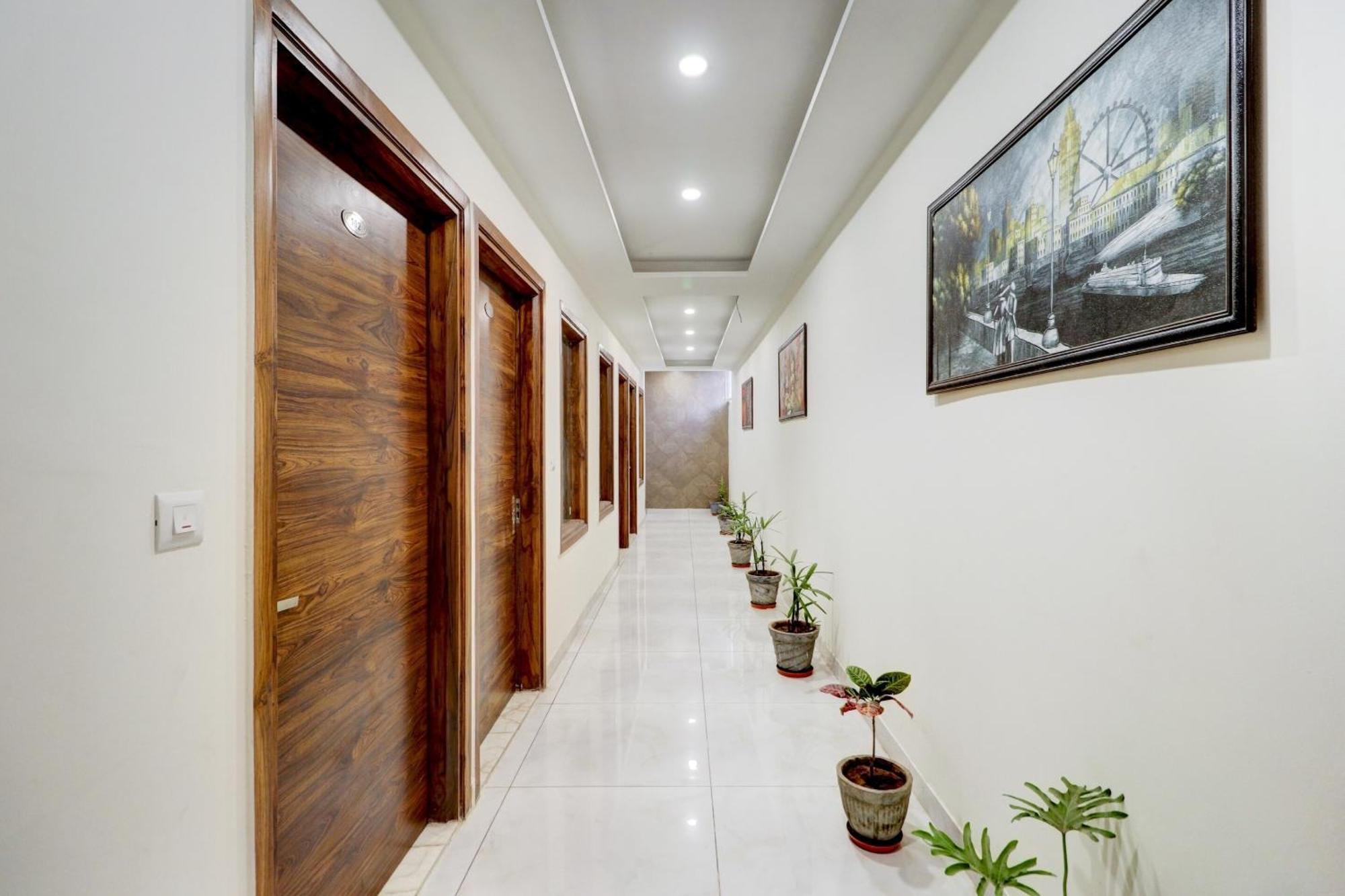 Hotel O Stevia Zirakpur Bagian luar foto