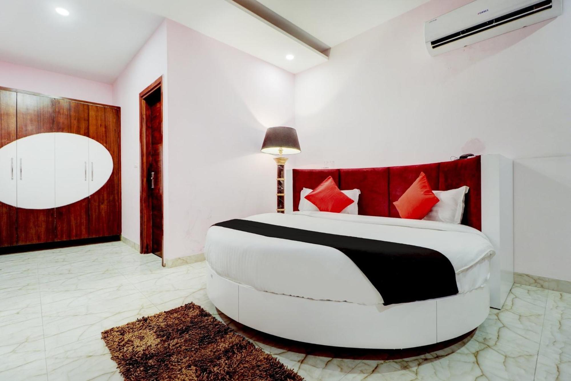Hotel O Stevia Zirakpur Bagian luar foto