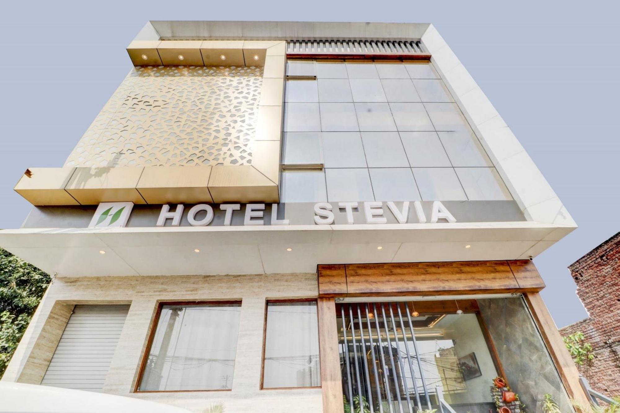 Hotel O Stevia Zirakpur Bagian luar foto