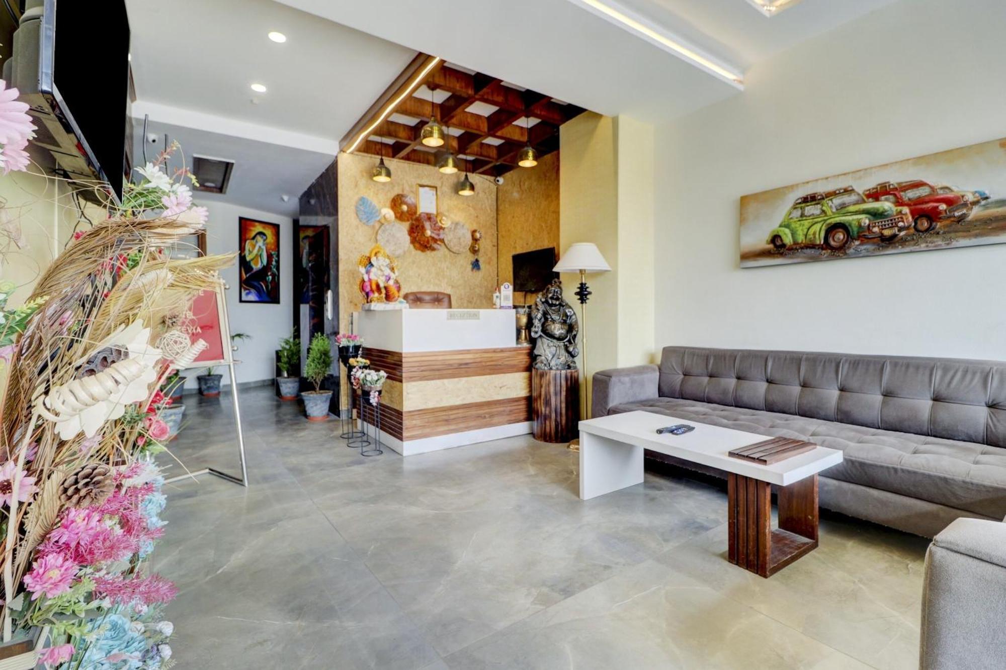 Hotel O Stevia Zirakpur Bagian luar foto