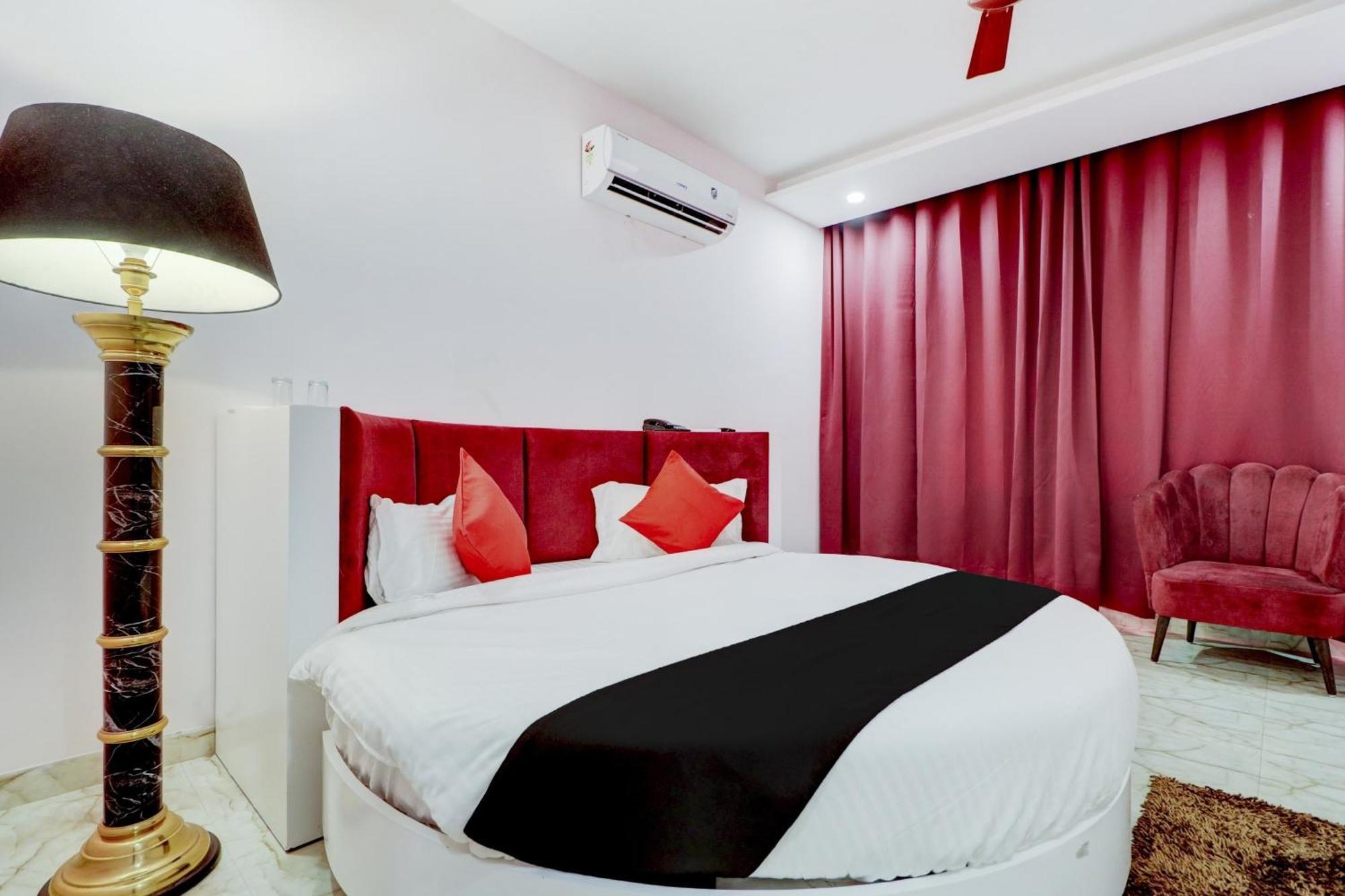 Hotel O Stevia Zirakpur Bagian luar foto