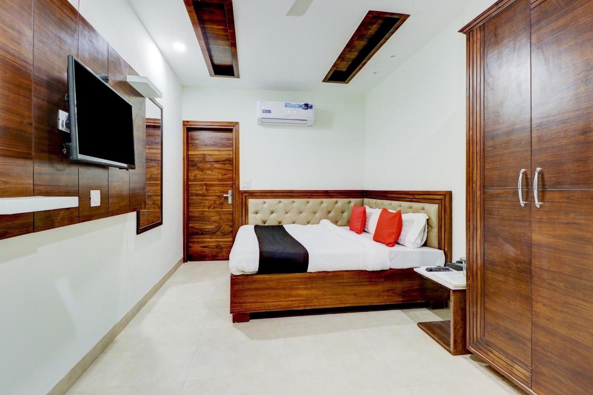 Hotel O Stevia Zirakpur Bagian luar foto